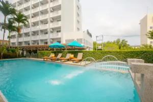 Hotel Recenta Phuket Suanluang, Phuket Town