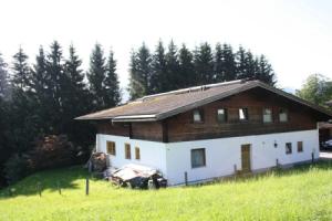 Apartment in Near Ski Slopes, Flachau