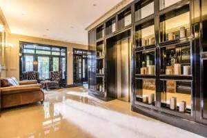 Wall Street Maestro, Odessa