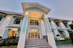 Thong Prachok Hotel, Sakon Nakhon