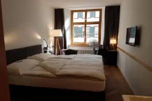 East-West Riverside Hotel, Basel