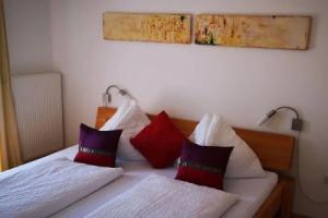 Holiday Home Anna Comfortable Vacation Home, Faak am See
