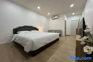 Jiphome Apartments, Prachin Buri