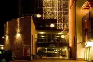 Holiday Beach Budapest Wellness & Conference Hotel, Budapest