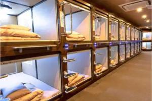 Capsule Inn Shinbashi, Tokyo