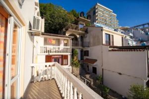ACIKA apartments, Rafailovici
