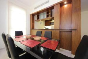 Beautiful 1BHk in Residence 8 - 2604 Apartments, Dubai