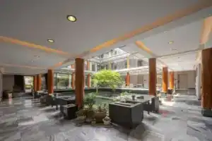 Dali Shuiyun College Hotel, Dali