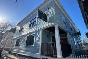 Entire Modern 7 Unit 7 Bath Boutique Inn, Newport