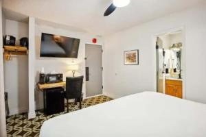 Highliner Hotel, Anchorage