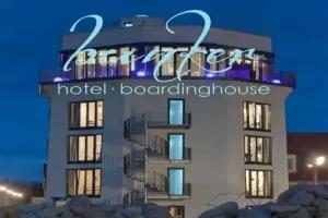 Hotel im Bunker, Munchen