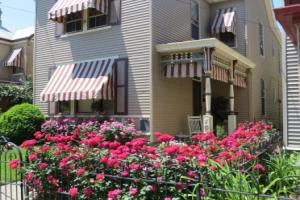 Weller Haus Bed, Breakfast & Event Center Cottage, Cincinnati