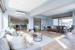 Melograno 2-BR Apt. & Terrace in Larnaca Apartments, Larnaka