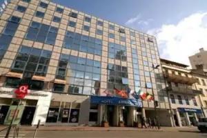 Hotel Gratte-Ciel Ariana, Villeurbanne