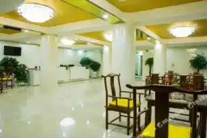 Nine-color Deer Hotel, Dunhuang