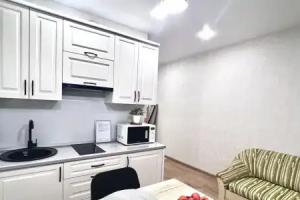 Apartments on 10Bk7 Naturnaya Street, Znamenskiy