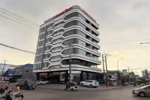 The Sky Plus Hotel, Sihanoukville