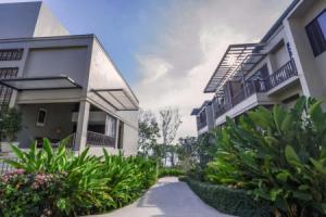 SriLanta Resort and Spa, Lanta Island