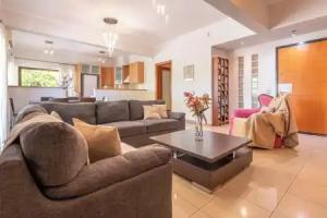 Phaedrus Living Moschato City Flat Apart-hotel, Piraeus