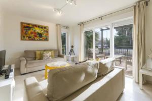 Coll Groc in Grau i Platja Hotel, GANDIA