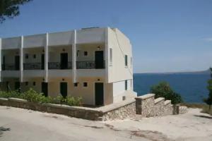 Dionysos Hotel, Skala
