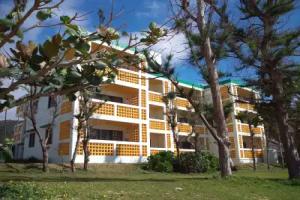 Hotel & Restaurant on the Beach Lue, Motobu