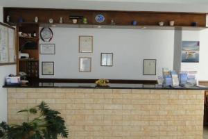 Hotel Corali, Piso Livadi