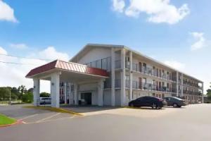 Motel 6, AL – Airport Blvd, Mobile