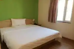 7Days Inn Kunming Wu Jing Lu Tong Son Lane Station Branch, Kunming