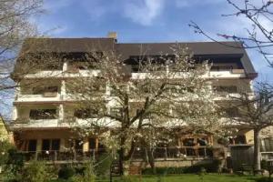 Ellenz-Poltersdorf - Hotels