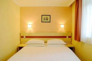 Beijing Jianguomen Inn, Beijing