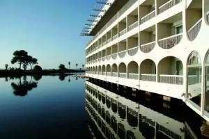Hotel Le Plein Sud Hyeres, Hyeres