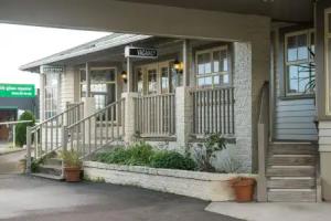 Amber Court Motel, New Plymouth