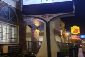 Crestridge Inn, Inglewood