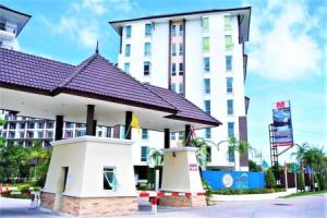 Bang Saray - Lake & Pool Views Apartments, Ban Bang Sare