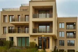 Vemara City Apart Hotel, Saints Constantine and Helena