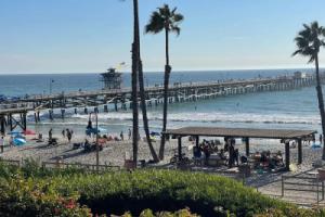 Walk to Beach - King Apt In 1 Area - AB Apartments, San Clemente