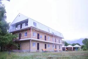 Delfin Murok Hotel, Basteri