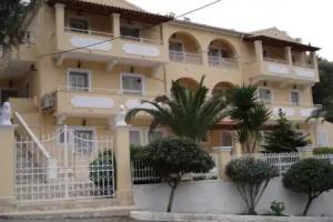 Marina Apartments, Agios Gordios