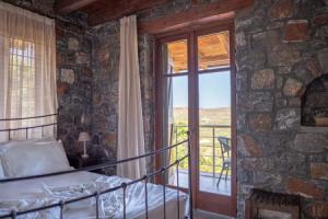 Iris Stone Built Villa, Milatos