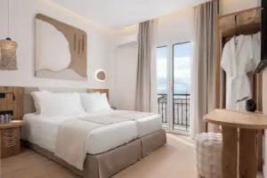 Aegina Dream Suites, Aegina Town