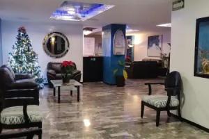 Paradise Beachfront & Nightlife Heart Guest house, Cancun