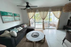 Atmospheric apartment with a beautiful view of the swimming pool, La Laguna
