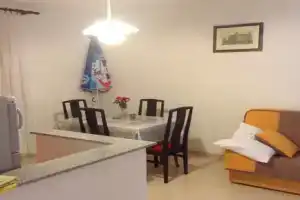 Dalibor - 5m From the sea With Parking - A6 Hotel, Lucco