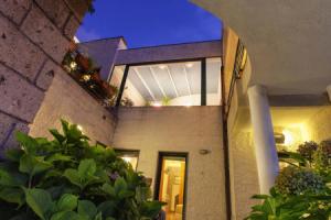 Luxury villa with marvellous terrace overlooking the sea-VILLA LILIANA, Massa Lubrense
