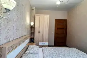 Dobry dom on st. Aleksandra Usoltseva, 30, Surgut