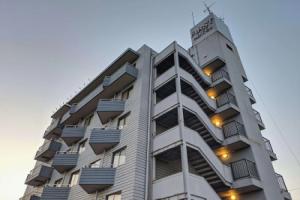 First Hotel Taketoyo, Handa