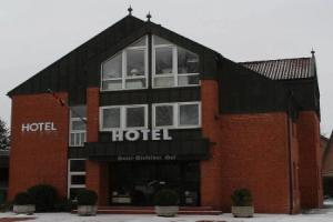 Einfelder Hof Garni, Neumunster