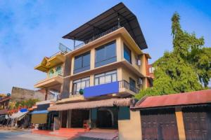 OYO 336 Durbar Hotel, Sauraha