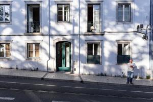 ALTIDO Fresh 2-bed flat nearby Garden Marcelino Mesquita Apartments, Lisbon
